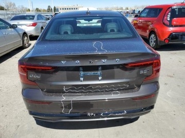 Volvo 2024 Volvo S60 2024, 2.0L, 4x4, PLUS, od ubezpieczalni 2.0 Benzyna 247KM, zdjęcie 1