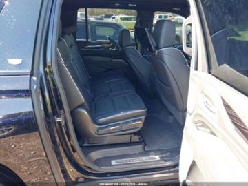 Cadillac Escalade III 2021 Cadillac Escalade ESV Sport 2021 6.2 Benzyna 420KM, zdjęcie 12