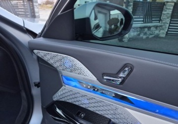 BMW Seria 7 G70 2023 BMW Seria 7 740i benzyna - 399 KM 3.0 Benzyna 326KM, zdjęcie 8