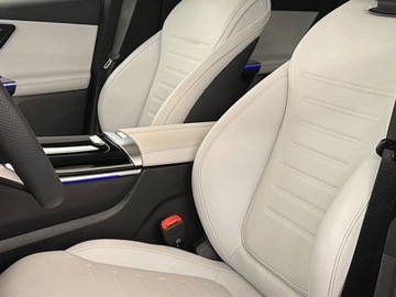 Mercedes GLC C254/X254 Coupe 2.0 220d 197KM 2025 MERCEDES-BENZ GLC 220 d 4-Matic AMG Line 2.0 (197KM) 2025, zdjęcie 4