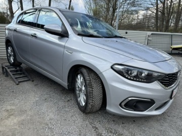 Fiat Tipo II Hatchback 1.6 MultiJet 120KM 2017 Fiat Tipo Swiatła Led. Kamera cof. Navigacja., zdjęcie 4