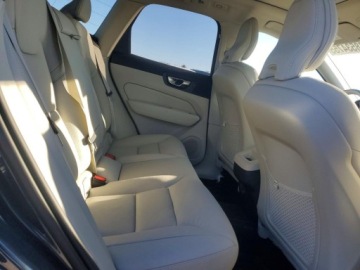 Volvo XC60 II 2025 Volvo XC 60 Plus 2025 2.0 Benzyna 247KM, zdjęcie 11