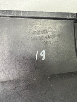 MERCEDES ML W166 3.0D POUZDRO FILTRU VZDUCHU A6420904401