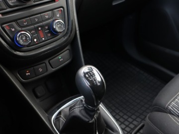 Opel Mokka I SUV 1.4 Turbo ECOTEC 140KM 2014 Opel Mokka 1.4 Turbo, GAZ, 4X4, Klima, Tempomat, zdjęcie 12