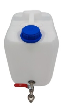 Канистра для воды 10 л с соединением красная