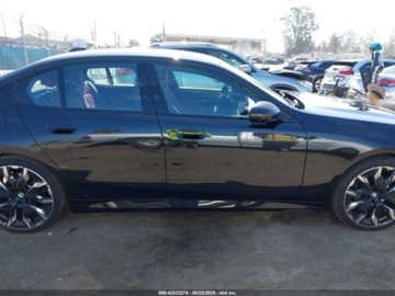 BMW Seria 5 G90-91 2024 BMW Seria 5 530i 2024 2.0l 2.0 Benzyna 255KM, zdjęcie 6