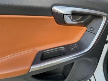 Volvo V60 I Kombi Facelifting 2.0 T6 DRIVE-E  306KM 2015 VOLVO V60 POLESTAR T6 AWD, 3.0l benzyna 330KM * Bezwypadkowy, zdjęcie 24