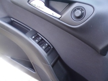 Opel Meriva II Mikrovan Facelifting 1.4 Turbo ECOTEC 140KM 2015 OPEL MERIVA 1.4 BENZ NAVI ALU KAMERA ZAMIANA, zdjęcie 14