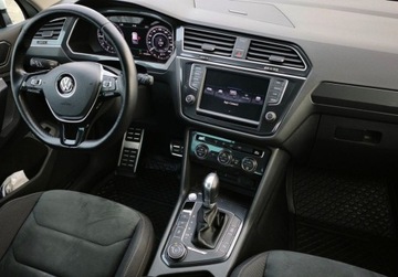 Volkswagen Tiguan II SUV 2.0 TDI 190KM 2017 Volkswagen Tiguan Highline 4Motion Pakiet Premium, GPS, Active Info Displ, zdjęcie 16