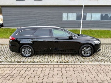 Ford Mondeo V Kombi 1.5 EcoBoost 160KM 2017 Ford Mondeo LEDNAVIAsystent ParkowaniaAsystent PasaCzyta Znaki 1.5, zdjęcie 3