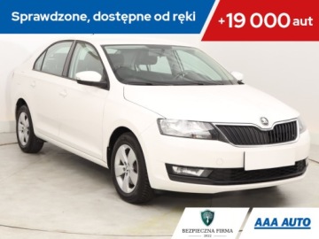 Skoda Rapid II Liftback Facelifting 1.0 TSI 110KM 2018 Skoda Rapid 1.0 TSI, Salon Polska, Serwis ASO