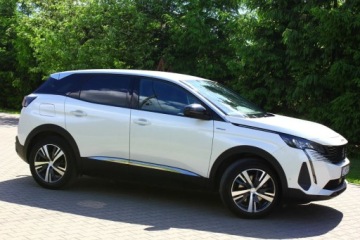 Peugeot 3008 II Plug-In Hybrid Facelifting 1.6 HYBRID 225KM 2023 Peugeot 3008 1.6 Hybrid 225KM EAT8 Allure Bezwypadkowy Serwisowany Ladne A, zdjęcie 2