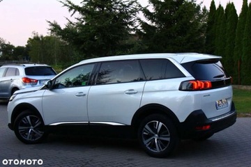 Peugeot 5008 II Crossover Facelifting 1.5 BlueHDi 130KM 2021 Peugeot 5008 Peugeot 5008 1.5 BlueHDI Allure SampS 1.5 Diesel 130KM, zdjęcie 5