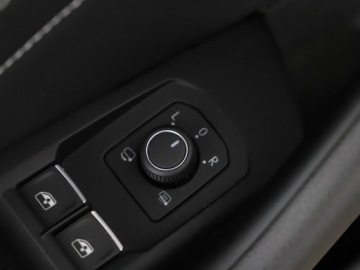 Volkswagen Passat B8 Variant Facelifting 2.0 TDI SCR 200KM 2023 Volkswagen Passat Alltrack | APP | Panorama | Hak, zdjęcie 11