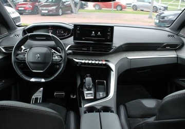 Peugeot 5008 II Crossover Facelifting 1.2 PureTech 130KM 2022 Peugeot 5008 GT Eat8 Fv23 Od RiA 1.2 Benzyna 130KM, zdjęcie 10