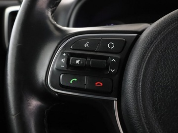 Kia Sportage IV SUV Facelifting 1.6 GDI 132KM 2018 Kia Sportage Bi-Xenon Navi Kamera cofania, zdjęcie 30