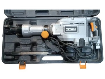 MŁOT WYBURZENIOWY TITAN TTB811DHR 1700W