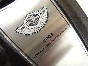 КРЫШКА КОНСОЛИ HARLEY DAVIDSON ELECTRA '03