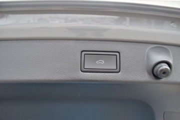 Volkswagen Arteon Shooting Brake R 2.0 TSI 320KM 2023 Volkswagen Arteon Shooting Brake Shooting Brake R 320KM DSG 4Motion IQ.Dri, zdjęcie 37