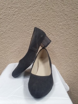 Серые насосы замши aga, но R.40