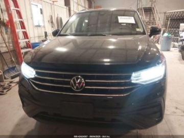 Volkswagen Tiguan III 2024 Volkswagen Tiguan 2024r., 2.0L 2.0 Benzyna 184KM, zdjęcie 6
