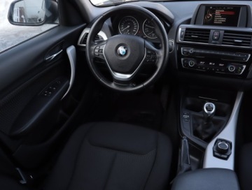 BMW Seria 1 F20-F21 2016 BMW 1 118i, Klima, Klimatronic, Tempomat, zdjęcie 6