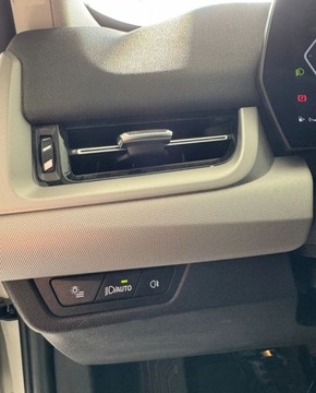 BMW X1 U11 Crossover 1.5 18i 136KM 2023 BMW X1 nowy model, skora perforowana 1.5 Benzyna 136KM, zdjęcie 20