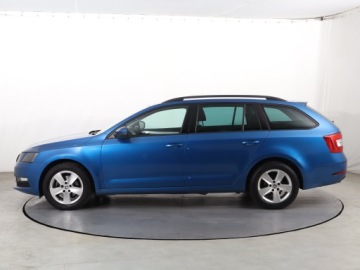 Skoda Octavia III Kombi Facelifting 1.5 TSI ACT 150KM 2019 Skoda Octavia 1.5 TSI, Salon Polska, zdjęcie 2