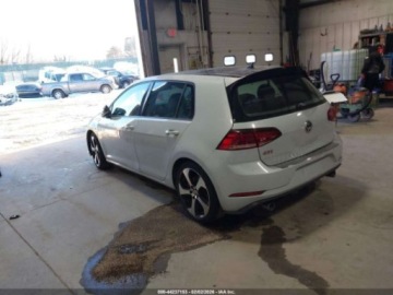 Volkswagen Golf VIII 2019 Volkswagen Golf GTI 2.0T S 2019 2.0 Benzyna 228KM, zdjęcie 3