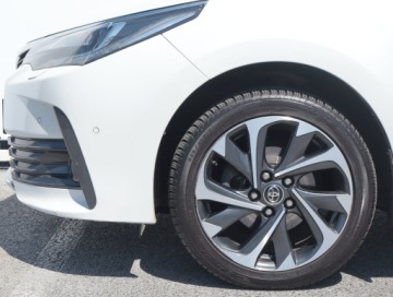 Toyota Corolla XI Sedan 1.6 Valvematic 132KM 2016 Toyota Corolla 1.6 Valvematic, Salon Polska, zdjęcie 14