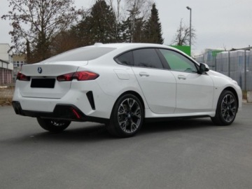 BMW Seria 2 F74 2025 BMW Seria 2 Gran Coupe 220 Sport Sedan 1.5 (170KM) 2025, zdjęcie 2