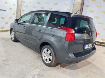 Peugeot 5008 I Minivan 1.6 HDi FAP 115KM 2013 Peugeot 5008 Style 1.6hdi 115KM 7-osob Sprawdz 1.6 Diesel 115KM, zdjęcie 25