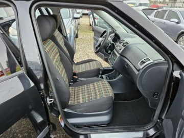 Skoda Fabia II Kombi Facelifting 1.2 HTP 70KM 2013 Škoda Fabia Skoda Fabia Opłacona Zdrowa Zadbana, zdjęcie 8