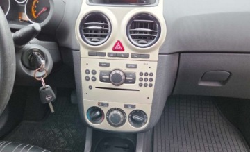 Opel Corsa D Hatchback 1.2 Twinport ECOTEC 80KM 2009 Opel Corsa 1,2 Ben Klima 80 km 1.2 Benzyna 80KM, zdjęcie 6