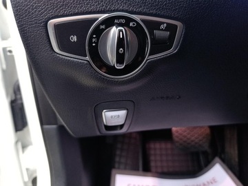 Mercedes Klasa E W213 Limuzyna 2.0 220d 194KM 2017 Mercedes-Benz Klasa E 220 d 4-Matic Exclusive W213, zdjęcie 30