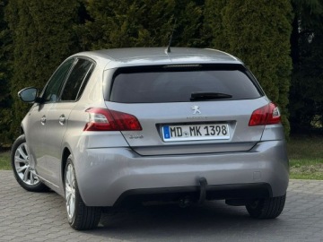 Peugeot 308 II Hatchback 5d 1.2 PureTech 130KM 2017 Peugeot 308 T9 1.2 Benzyna 131KM, zdjęcie 12