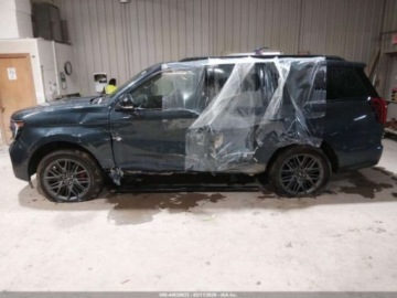 Ford Expedition III 2025 Ford Expedition Platinum 2025 3.5 Benzyna 440KM, zdjęcie 2