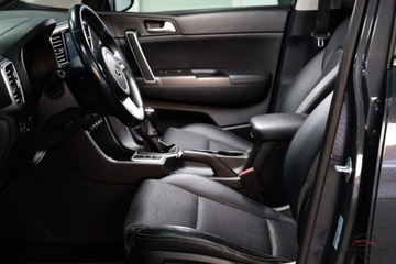 Kia Sportage IV SUV Facelifting 1.6 GDI 132KM 2019 Kia Sportage 1.6 GDI Lift Navi PolSkora KeyLes..., zdjęcie 17