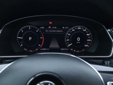 Volkswagen Passat B8 Variant 2.0 TDI BlueMotion SCR 190KM 2018 VW Passat 2.0 TDI, Salon Polska, Serwis ASO, zdjęcie 10