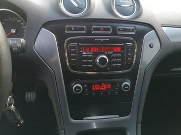 Ford Mondeo IV Hatchback 2.0 Duratorq TDCi DPF 140KM 2014 Ford Mondeo 2.0TDCI 140KM # Klima # Ledy #, zdjęcie 11