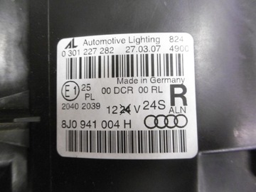 AUDI TT 8J0 - SVĚTLO PŘEDNÍ PRAVÁ BIXENON NATÁČECÍ