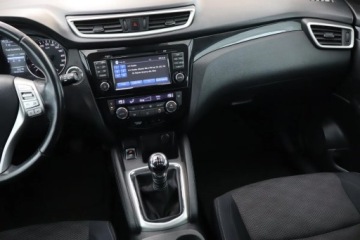 Nissan Qashqai II Crossover 1.2 DIG-T 115KM 2014 Nissan Qashqai 1.2 DIG-T, Salon Polska, Navi, zdjęcie 6