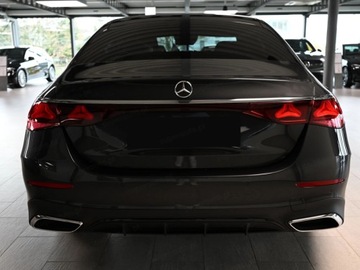 Mercedes Klasa E W214 Sedan 3.0 450d 367KM 2025 E Klasa 450 d 4-Matic AMG 3.0 (367KM) 2025, zdjęcie 2