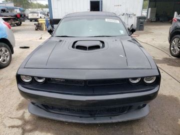 Dodge Challenger III 2016 Dodge Challenger RT Scat Pack 2016 6.4l 6.4 Benzyna 485KM, zdjęcie 5