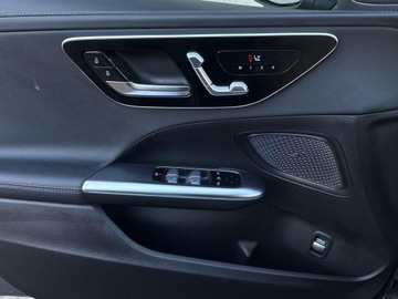 Mercedes Klasa C W206 Limuzyna 1.5 180 170KM 2025 Mercedes-Benz C 180 Linia AMG/9G-TRONIC/Advanced P, zdjęcie 19