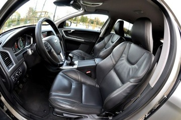 Volvo XC60 I SUV Facelifting 2.0 D4 DRIVE-E 181KM 2013 Volvo XC 60 LiFT 2,0 D4 Ledy Digital Navi Radar, zdjęcie 4