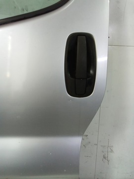 G592 ДВЕРЬ ЛЕВАЯ ПЕРЕДНЯЯ TRAFIC 2 СЕРЕБРЯНАЯ