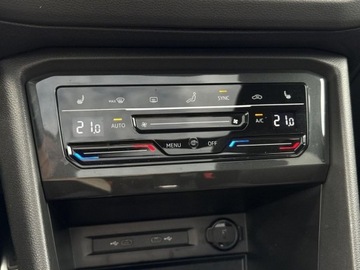 Volkswagen Tiguan II SUV R 2.0 TSI 320KM 2023 Volkswagen Tiguan TSI 4Motion 320KM R Harman Kardon Area View Hak FV23, zdjęcie 23