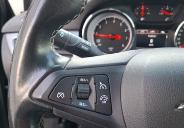 Opel Astra J GTC 1.6 Turbo ECOTEC 200KM 2018 Opel Astra V 1.6 T GPF Enjoy SS 200KM 1.6 Benzyna 200KM, zdjęcie 17