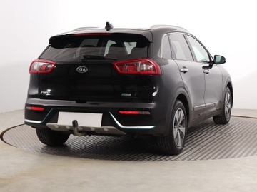 Kia Niro I Crossover 1.6 GDi Hybrid 141KM 2019 Kia Niro Plug-in Hybrid, Automat, Skóra, Navi, zdjęcie 4